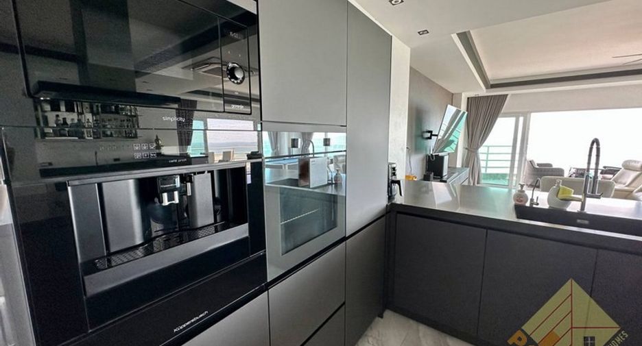 Condo en venta de 3 habitaciones en Bang Lamung, Chonburi
