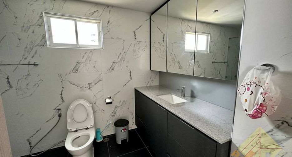 Condo en venta de 3 habitaciones en Bang Lamung, Chonburi