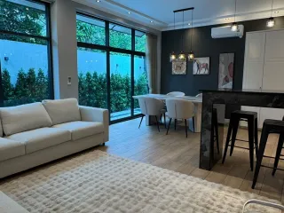 Haus zur Miete mit 4 Zimmer in Kathu, Phuket