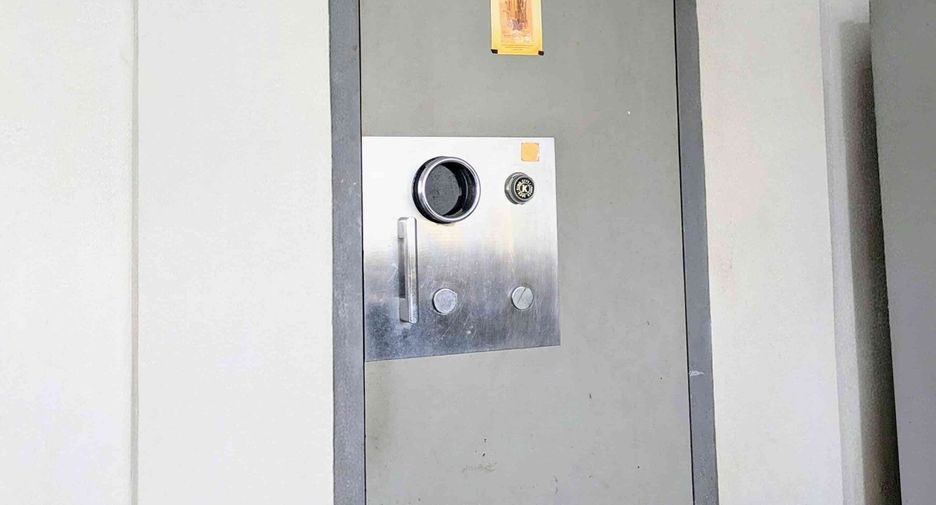 Аренда 16 спальни дом в Чом Тхонг, Бангкок
