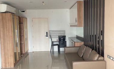 Wohnung zur Miete mit 1 Zimmer in Huai Khwang, Bangkok