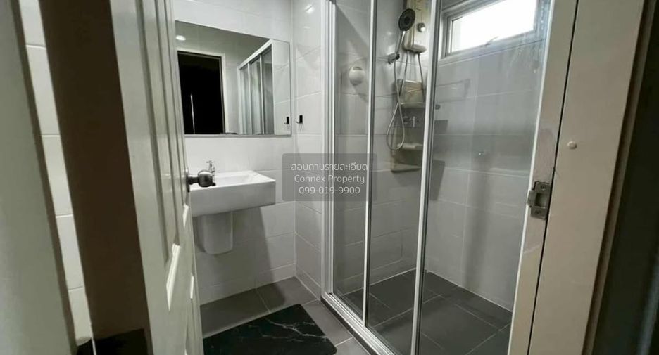Wohnung zur Miete mit 2 Zimmer in Huai Khwang, Bangkok