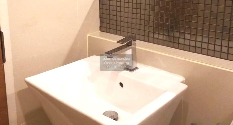 Wohnung zur Miete mit 2 Zimmer in Phra Khanong, Bangkok