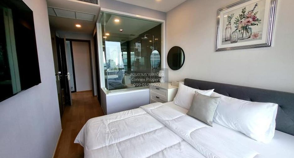 For rent 2 bedrooms condo in Bang Rak, Bangkok