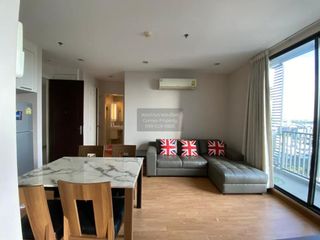 For rent 2 bedrooms condo in Phra Khanong, Bangkok