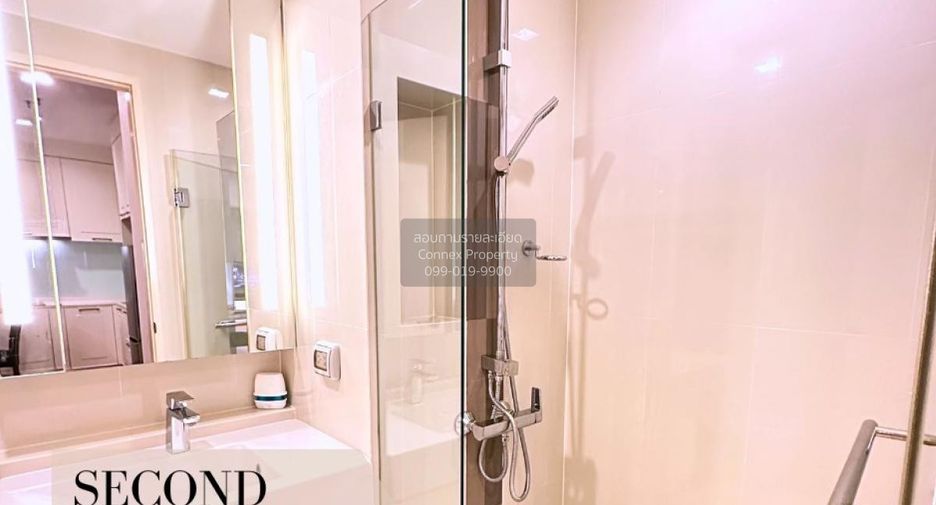 For rent 2 bedrooms condo in Phra Khanong, Bangkok