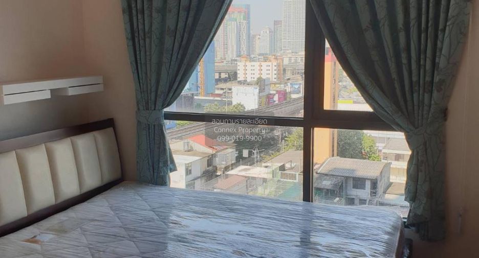 For rent 2 bedrooms condo in Phra Khanong, Bangkok