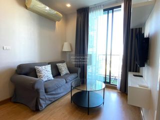 À louer 2 chambres condo à Phra Khanong, Bangkok