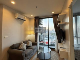 À louer 2 chambres condo à Phra Khanong, Bangkok