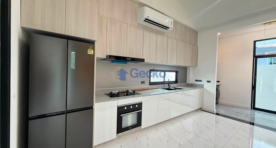For sale 3 bedrooms house in Bang Lamung, Chonburi