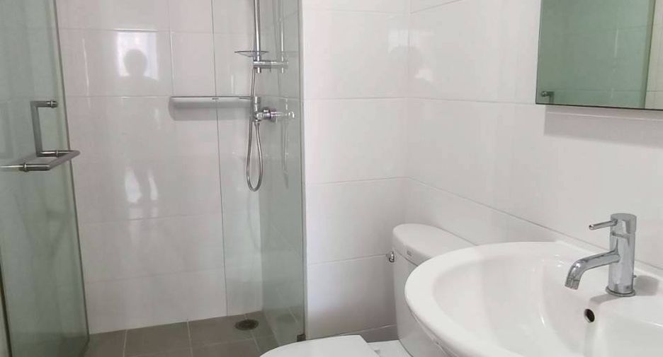 For rent and for sale 2 bedrooms condo in Watthana, Bangkok