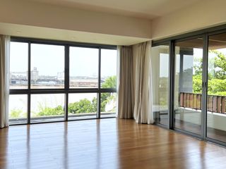 Wohnung zur Miete und zum Kauf mit 3 Zimmer in Yan Nawa, Bangkok