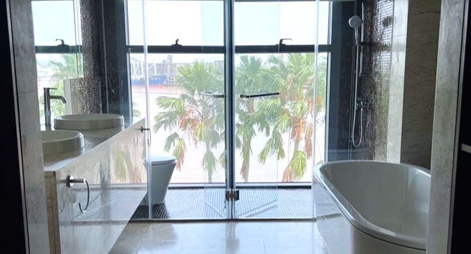 Wohnung zur Miete und zum Kauf mit 3 Zimmer in Yan Nawa, Bangkok