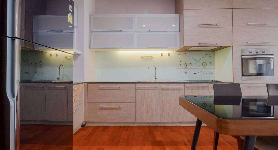 Wohnung zur Miete mit 2 Zimmer in Watthana, Bangkok