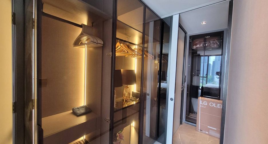 For rent 1 bed condo in Watthana, Bangkok