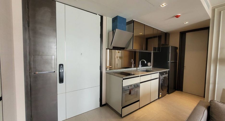 For rent 1 bed condo in Watthana, Bangkok
