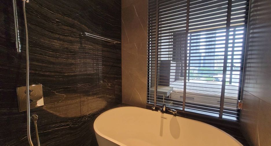 For rent 1 bed condo in Watthana, Bangkok