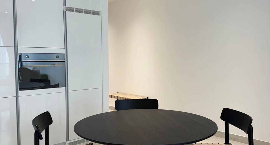 Condo en alquiler y en venta de 2 habitaciones en Sathon, Bangkok