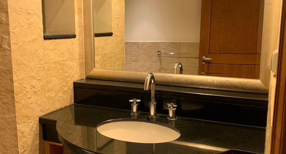 Wohnung zur Miete mit 2 Zimmer in Sathon, Bangkok