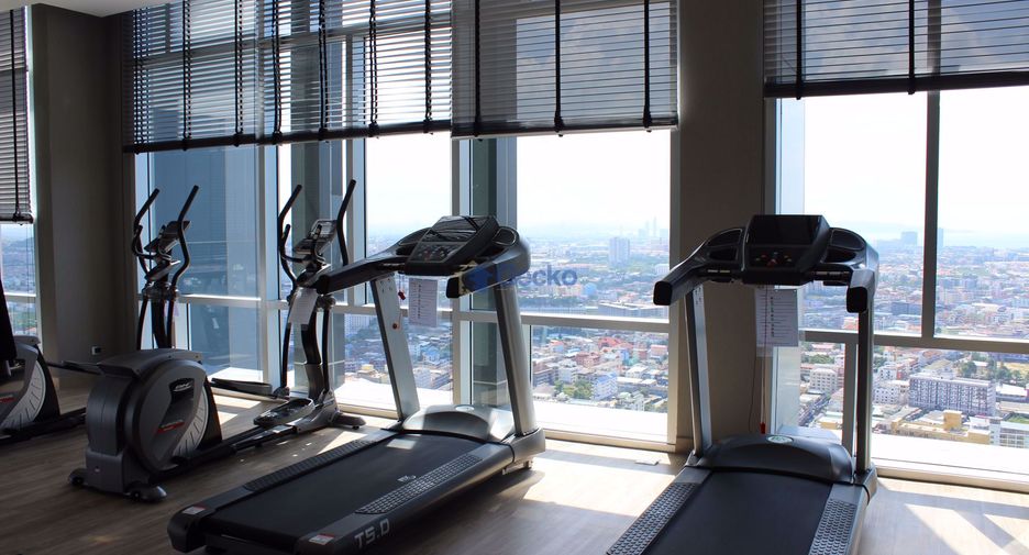 For sale 2 ベッドルーム condo in Bang Lamung, Chonburi