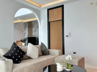 À vendre 4 chambres villa à Bang Lamung, Chonburi