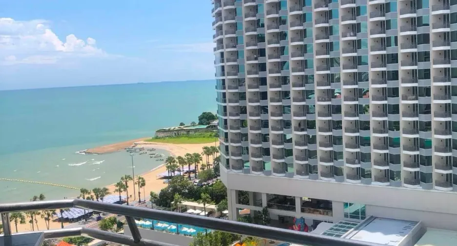 For sale studio condo in Bang Lamung, Chonburi