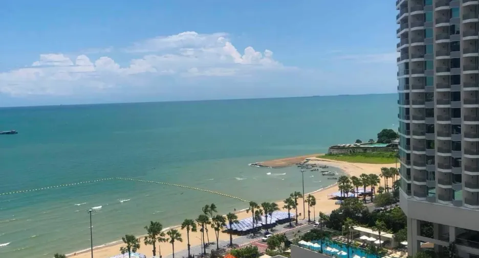 For sale studio condo in Bang Lamung, Chonburi