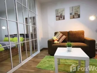 Condo en alquiler de 1 habitaciones en Phra Khanong, Bangkok