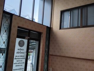 Аренда 8 спальни таунхаус в Щанг Тхонгланг, Бангкок