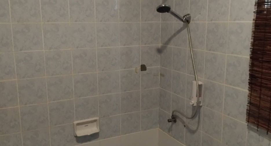 Аренда 8 спальни таунхаус в Щанг Тхонгланг, Бангкок