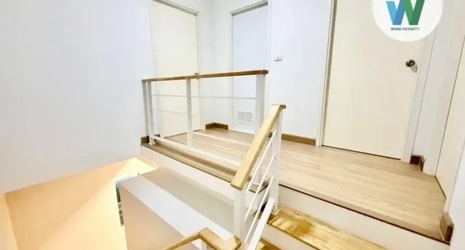 Reihenhaus zum Kauf mit 3 Zimmer in Lam Luk Ka, Pathum Thani
