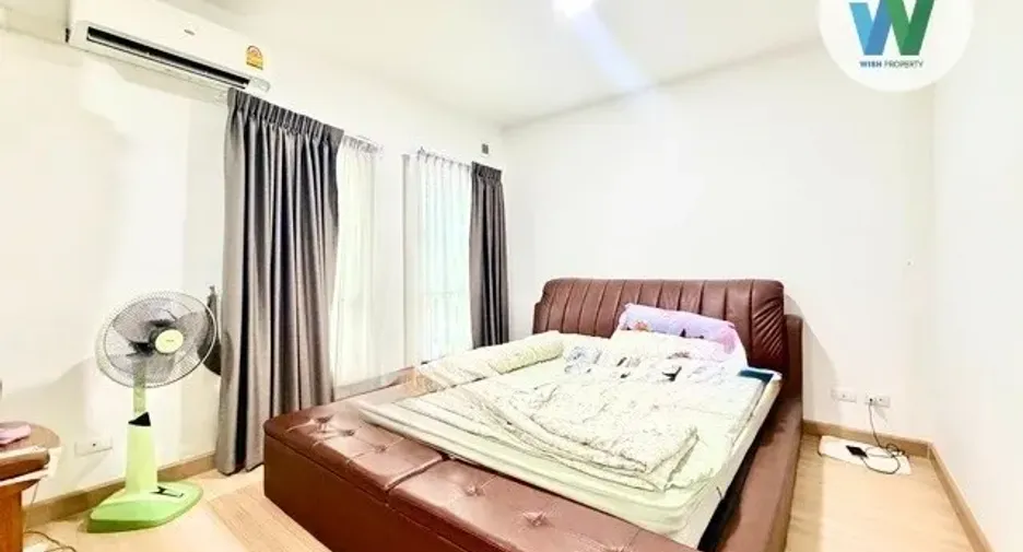 Reihenhaus zum Kauf mit 3 Zimmer in Lam Luk Ka, Pathum Thani