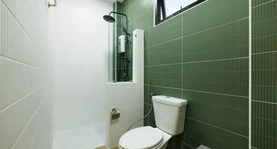 For sale 5 bedrooms villa in Mueang Chiang Mai, Chiang Mai