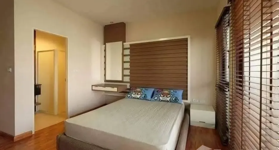 出租 3 卧室 独立屋 在 Phra Khanong, 曼谷