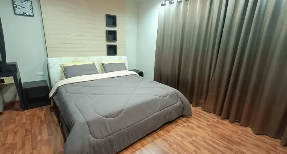 出租 3 卧室 独立屋 在 Phra Khanong, 曼谷