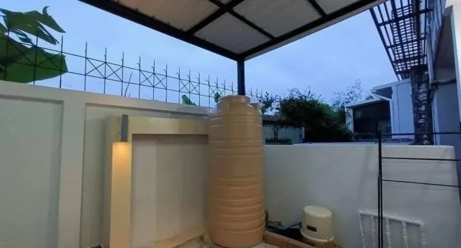 出租 3 卧室 独立屋 在 Phra Khanong, 曼谷