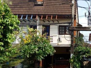 Аренда 2 спальни таунхаус в Щанг Тхонгланг, Бангкок