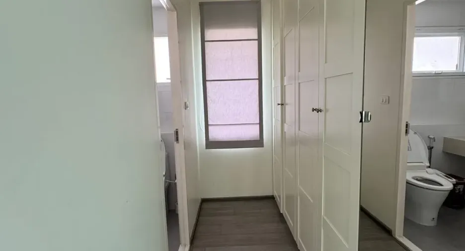 Casa en alquiler de 3 habitaciones en Bang Phli, Samut Prakan