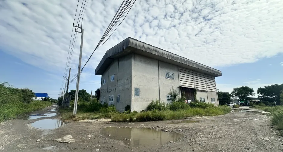 For sale land in Mueang Samut Prakan, Samut Prakan