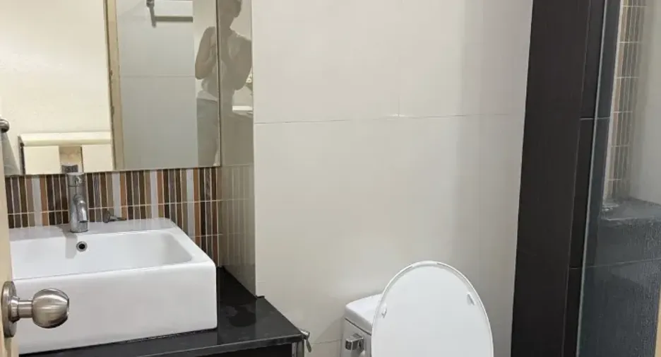 Condo en alquiler de 1 habitaciones en Khlong Toei, Bangkok