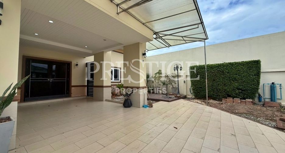 For sale 3 bedrooms house in Bang Lamung, Chonburi