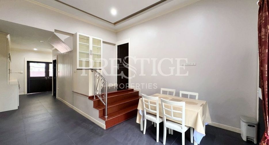 For sale 3 bedrooms house in Bang Lamung, Chonburi