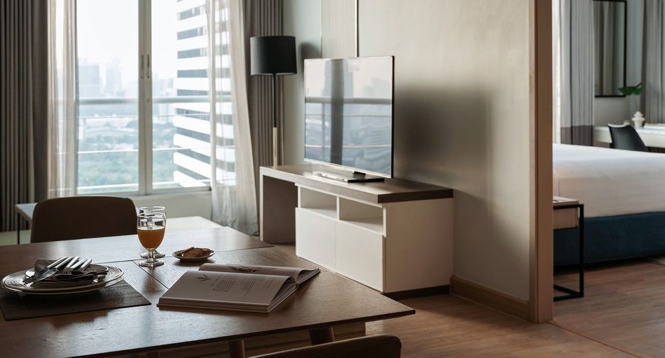 For rent 1 bed condo in Khlong Toei, Bangkok