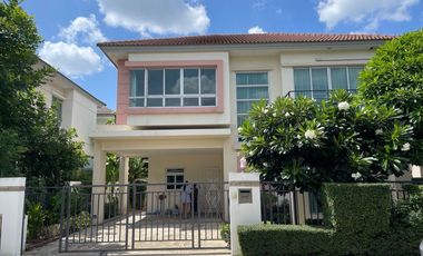 Casa en alquiler de 3 habitaciones en Khan Na Yao, Bangkok