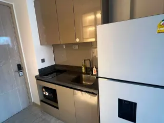 For rent 1 bed condo in Huai Khwang, Bangkok