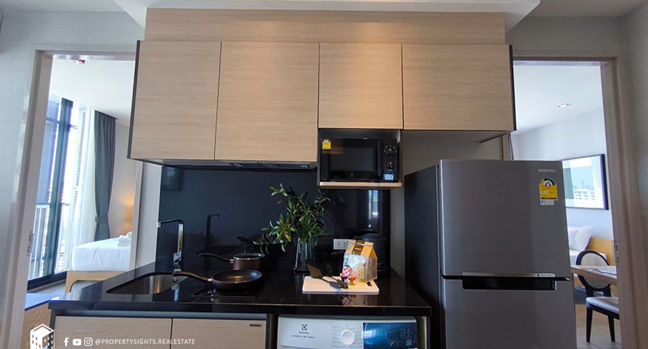 For sale 2 bedrooms condo in Khlong Toei, Bangkok
