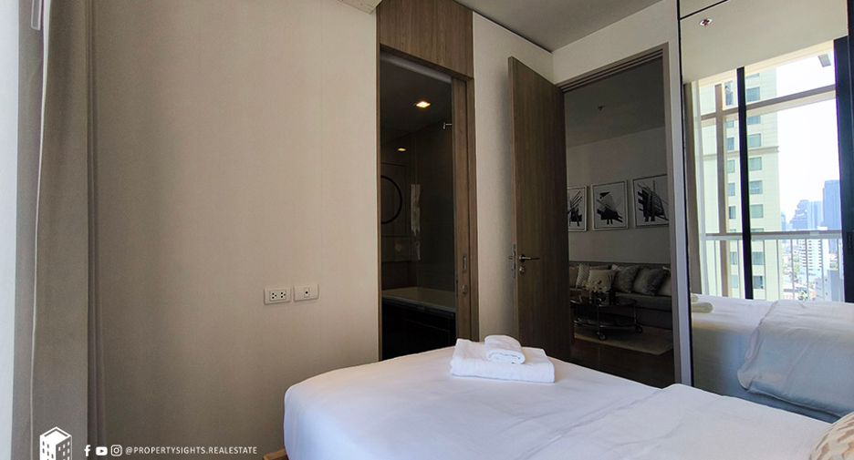 For sale 2 bedrooms condo in Khlong Toei, Bangkok