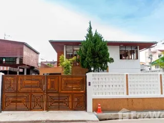 Haus zum Kauf mit 3 Zimmer in Mueang Chiang Mai, Chiang Mai
