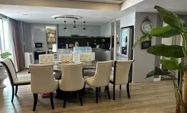 For rent 2 bedrooms condo in Huai Khwang, Bangkok