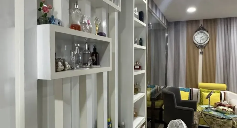 For rent 2 bedrooms condo in Huai Khwang, Bangkok